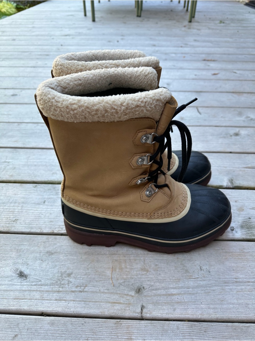 Sorel Tan, Black and Brown Insulated Lace-Up Winter Boots
